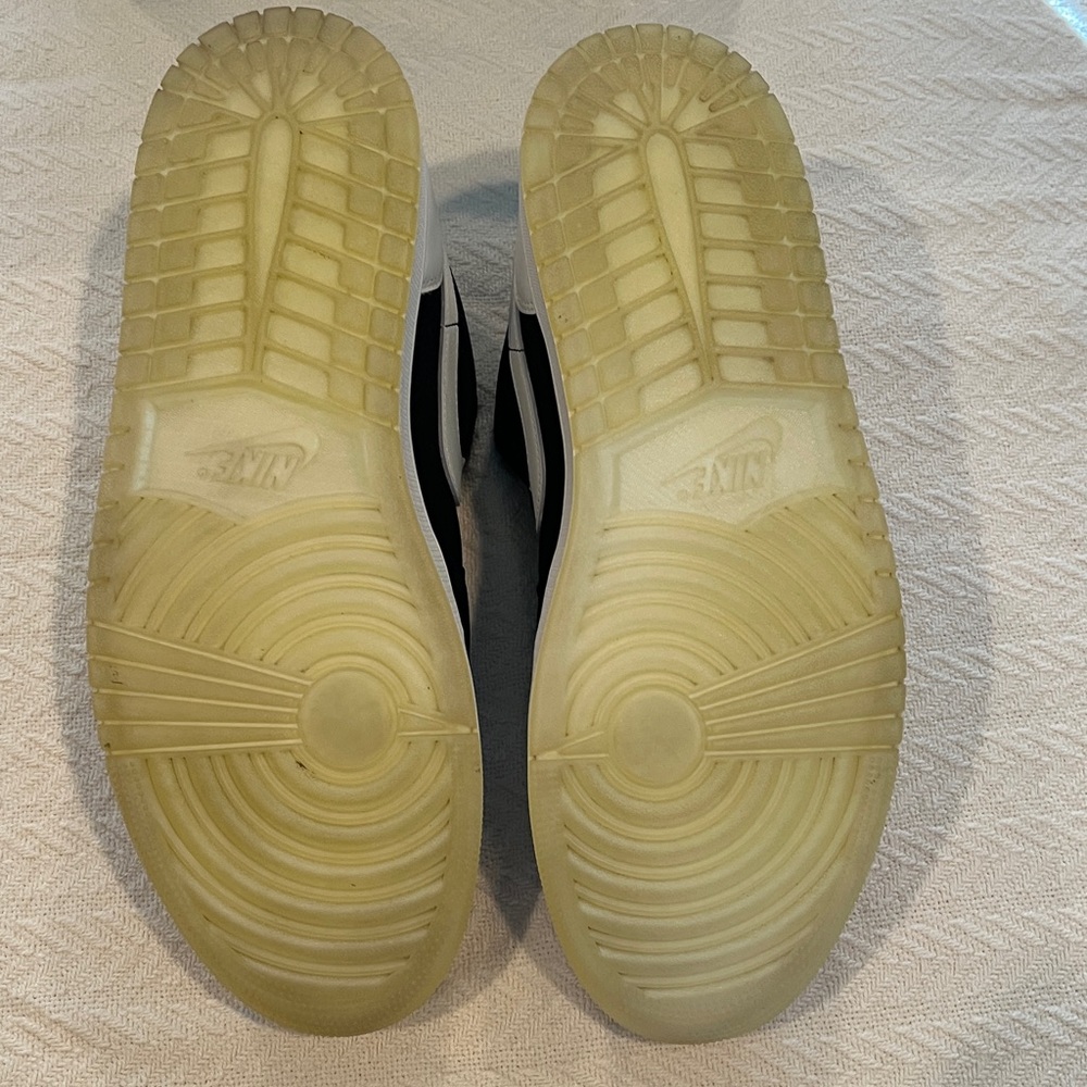 Air Jordan 1 Low SE “Diamond Shorts” - Picture 7 of 11